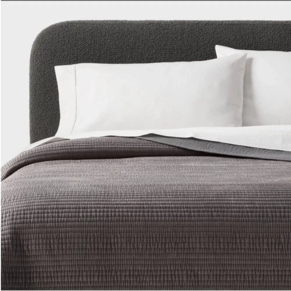 NWT King Ruched Velvet Quilt Gray - Threshold